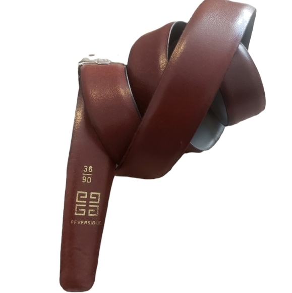 2×HP. Givenchy Reversible Leather Belt - Picture 3 of 14